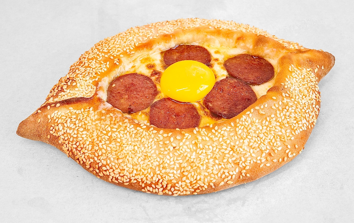Soujouk Khachapuri.