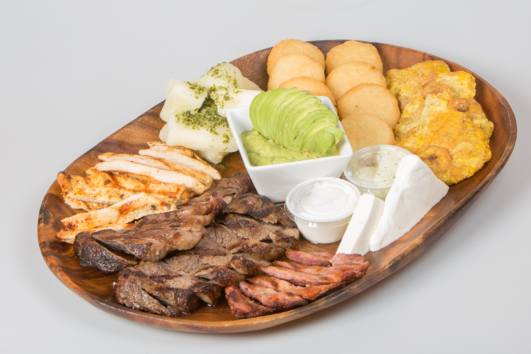 Parrilla Mixta Bocas Grill.
