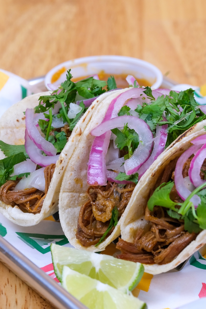 (3) Chicken Barbacoa Taco (Barbacoa De Pollo).