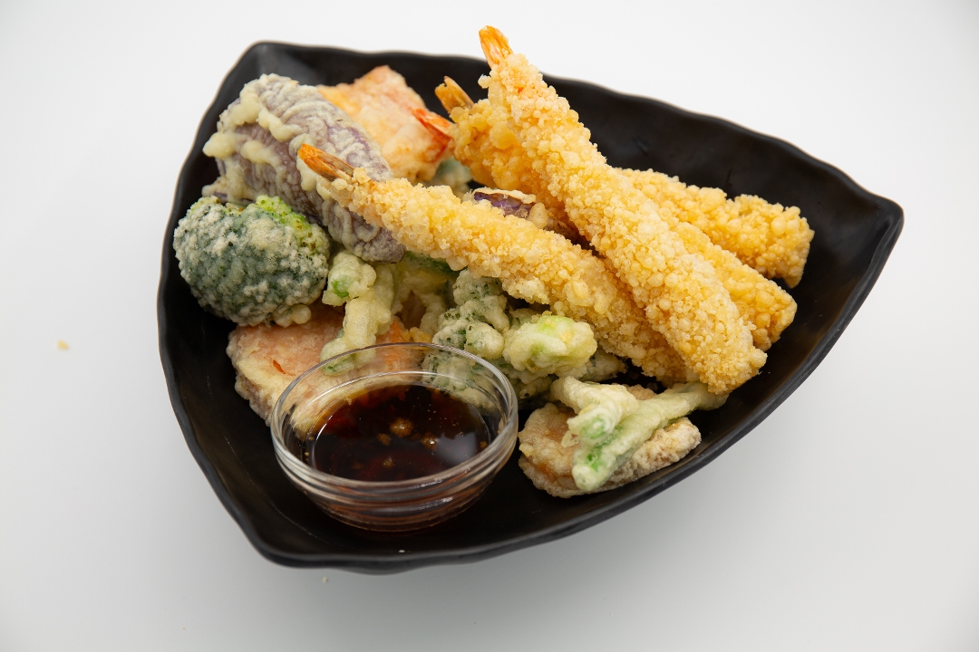 Shrimp & Veg Tempura (L).
