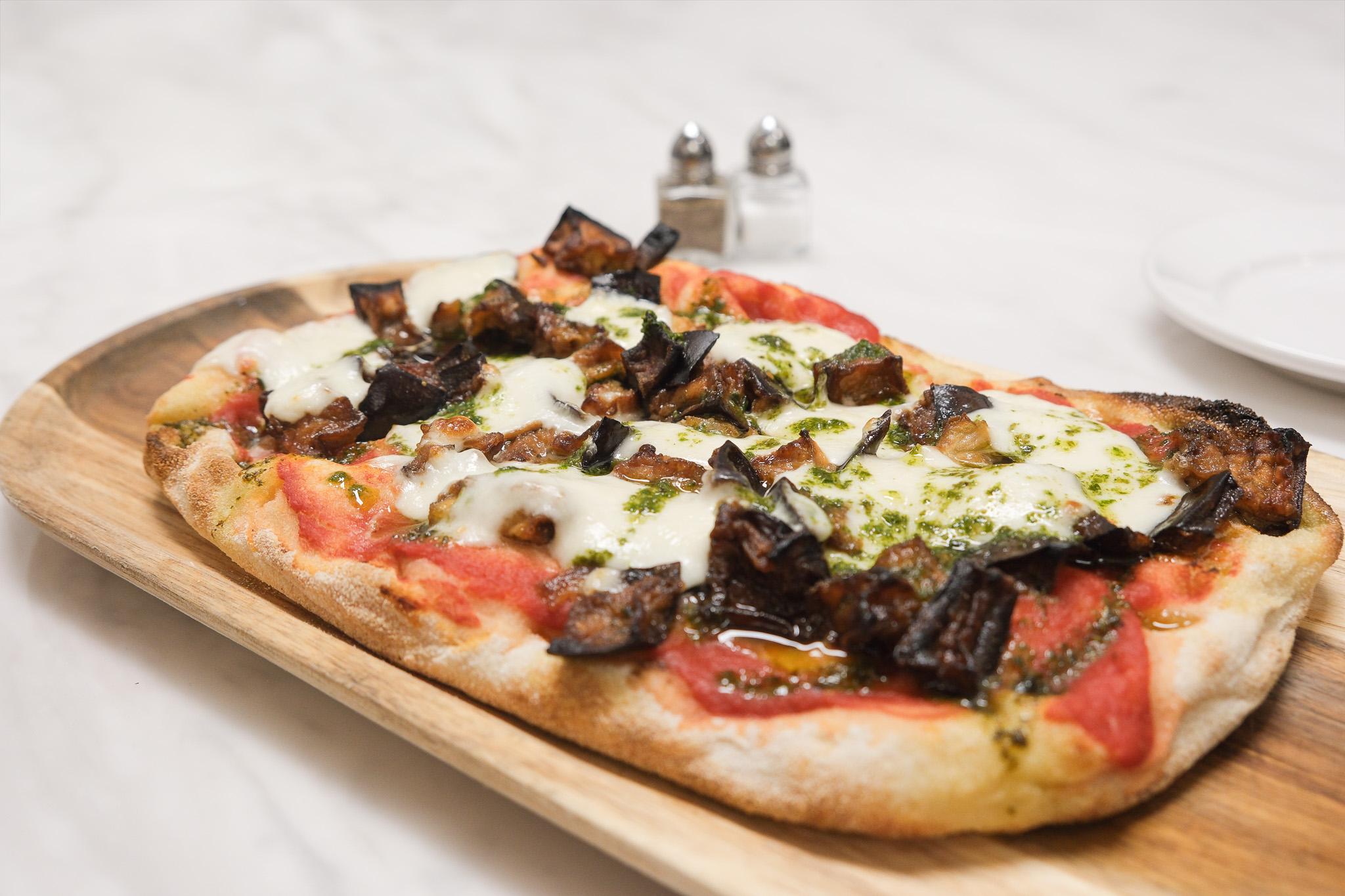 Castro Pizza.