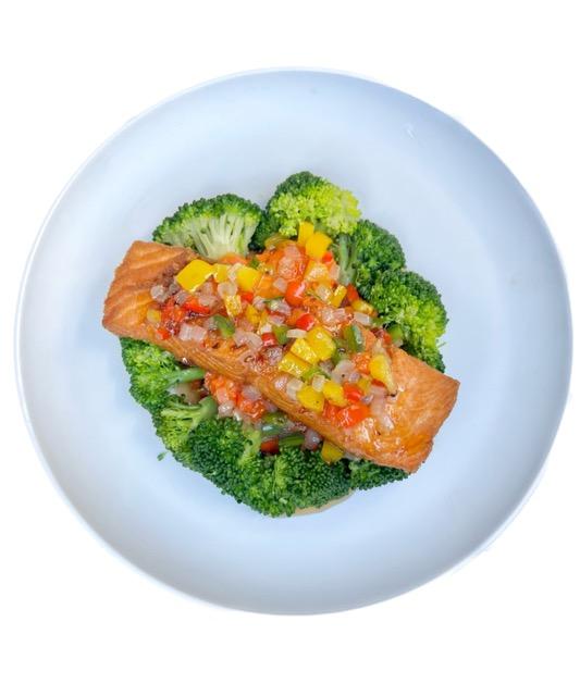 Pla Rad Prik (Fish with Chili sauce).