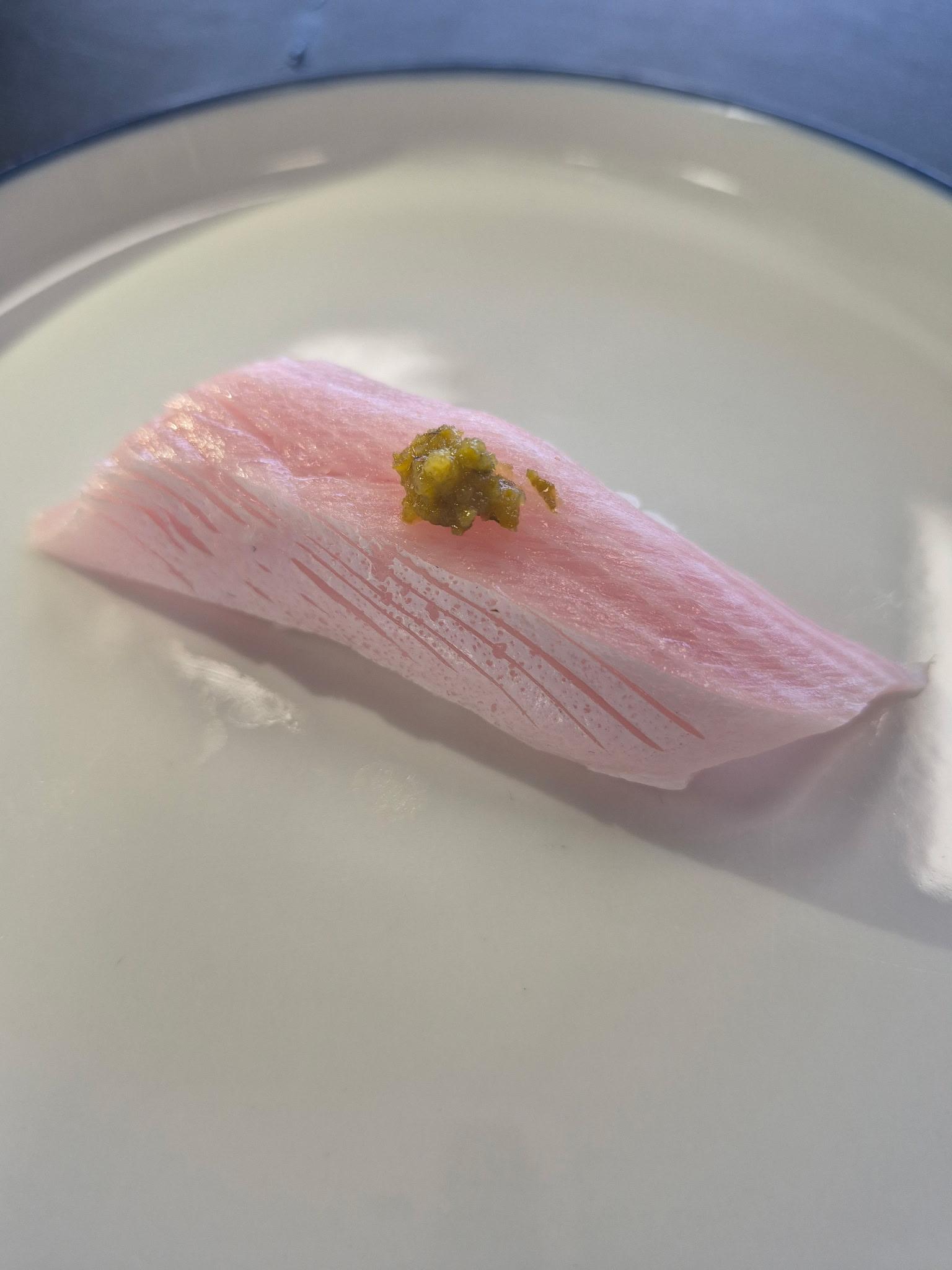 NI24-YELLOWTAIL BELLY.