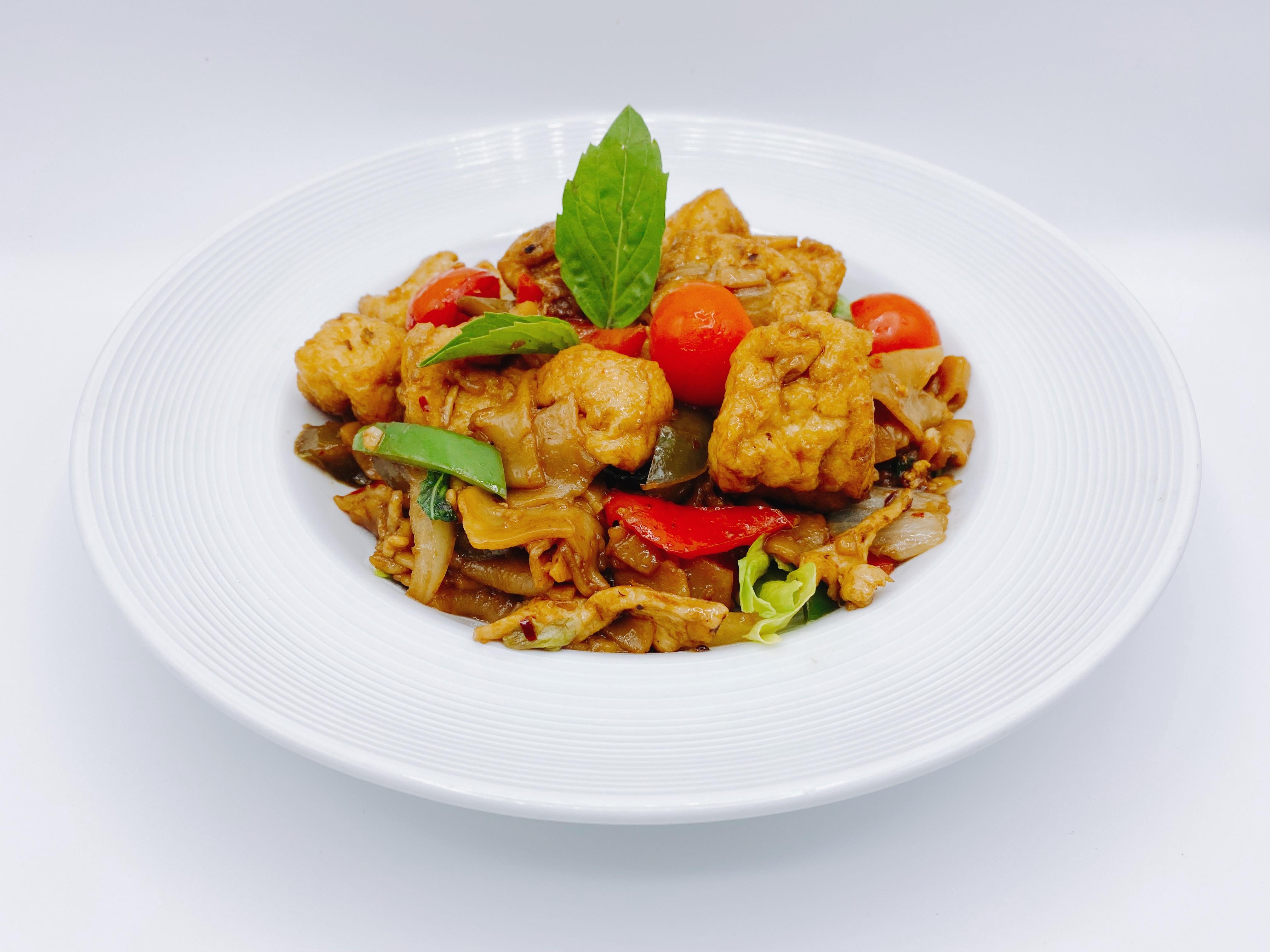 Vegan Drunken Noodle.