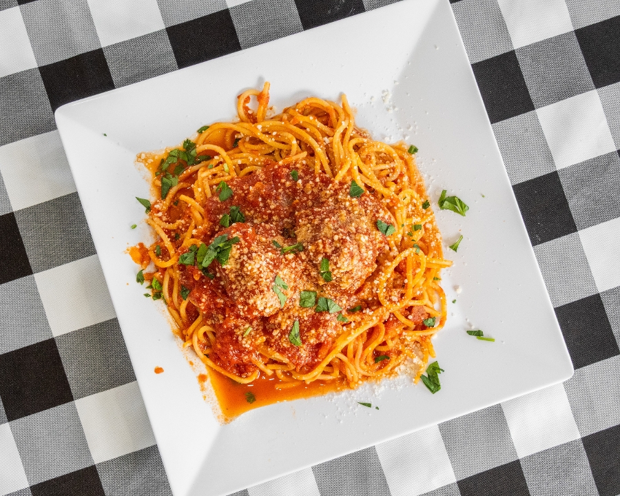 Classic Spaghetti & Meatballs.