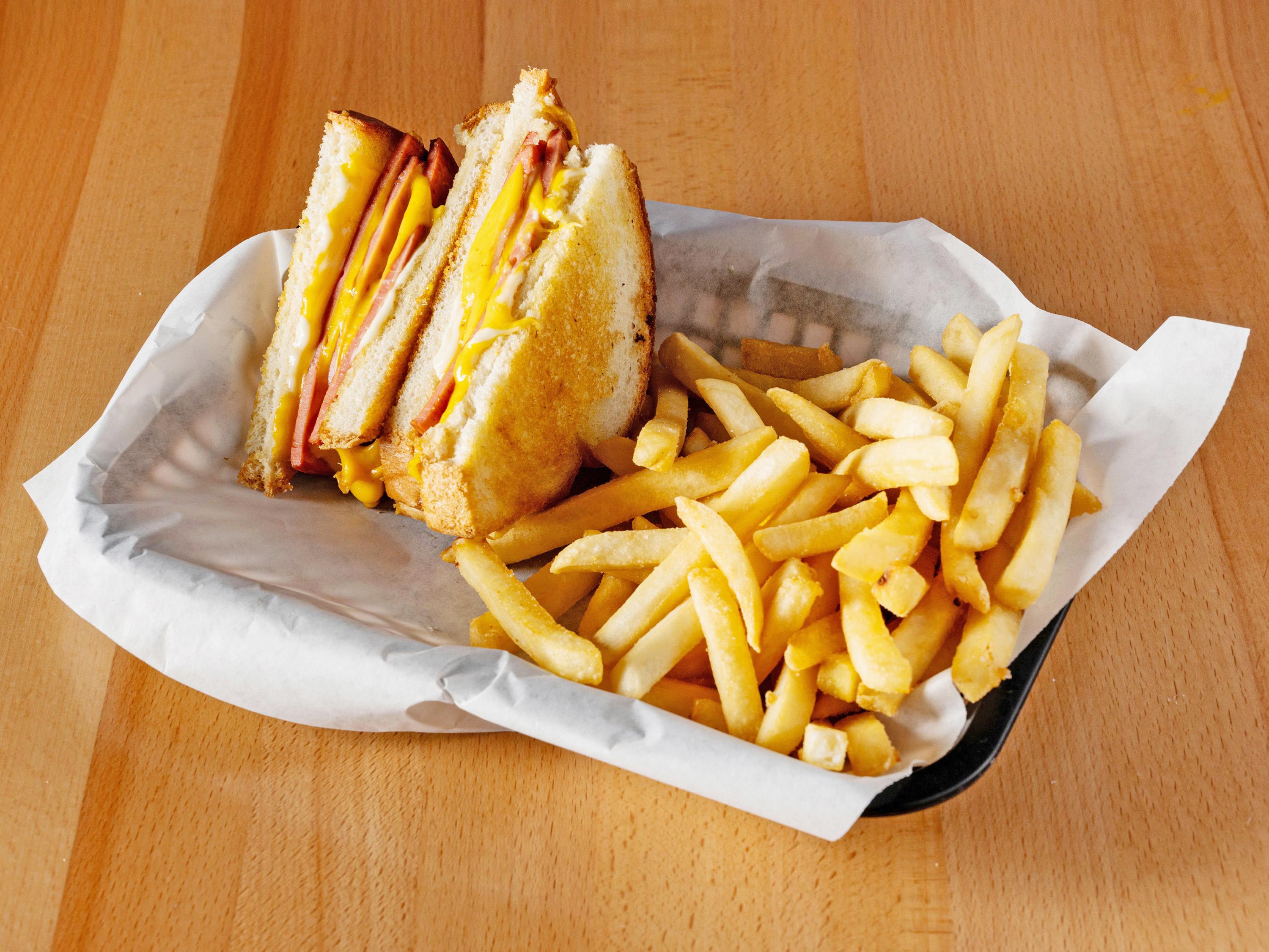 Fried Bologna Sammich.