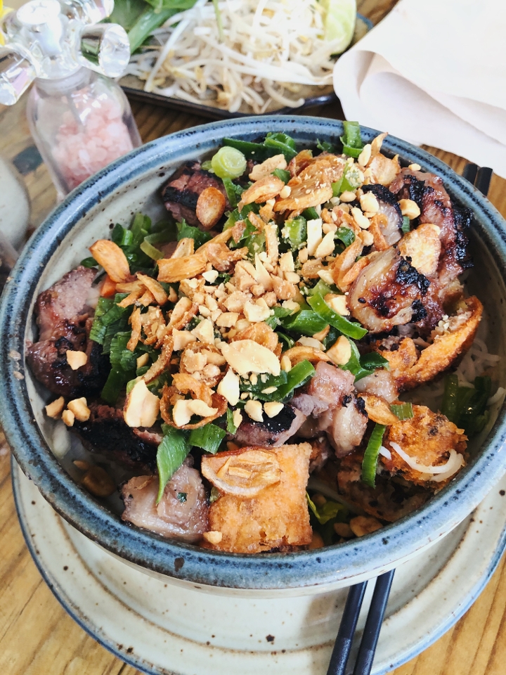 Bun Cha Gio.