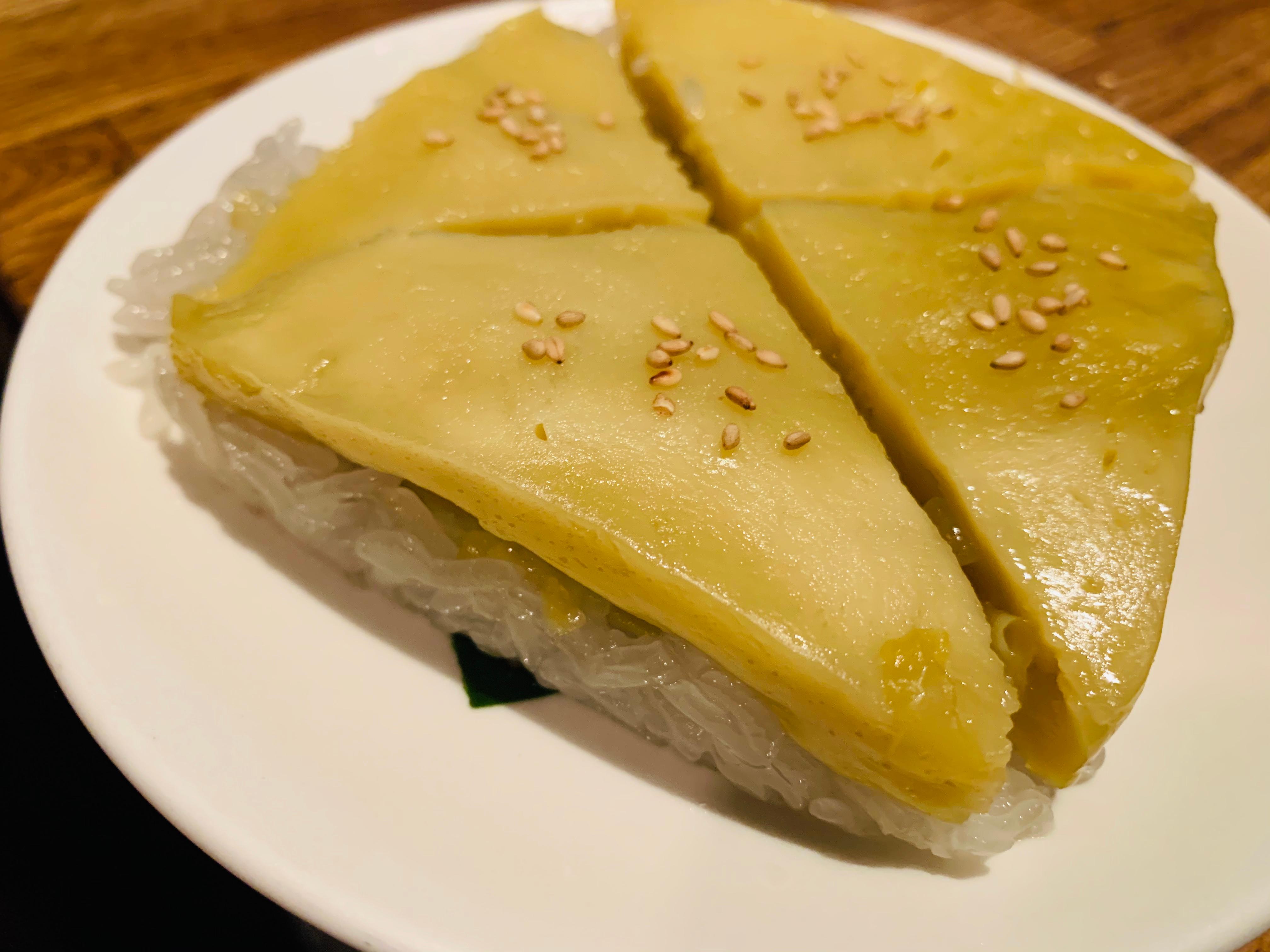 Sticky Rice X Custard.