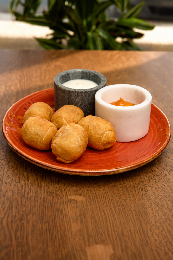 Tequeños with BBQ of Guava.