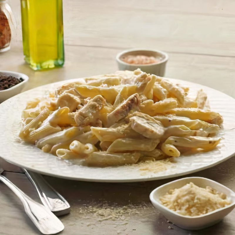 Alfredo Chicken Pasta.