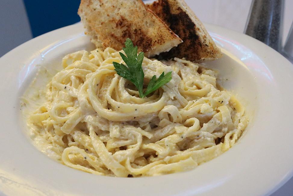 Alfredo.